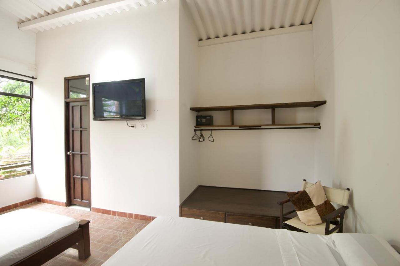 Hostal Suna Vito Puerto Asis Bagian luar foto