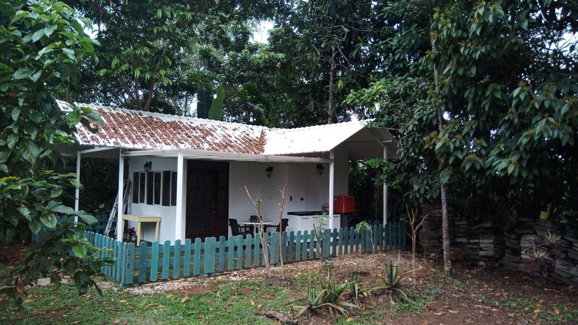 Hostal Suna Vito Puerto Asis Bagian luar foto